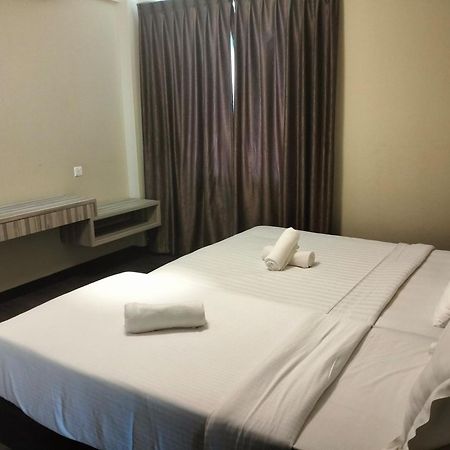 Aa Residen Luxury Condo Homestay 18Mins Walk Tanjung Aru Beach & Golf Course, Not Beach Side Resort Kota Kinabalu Exterior foto