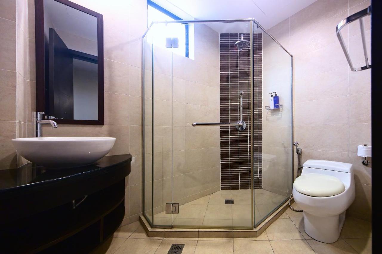 Aa Residen Luxury Condo Homestay 18Mins Walk Tanjung Aru Beach & Golf Course, Not Beach Side Resort Kota Kinabalu Exterior foto